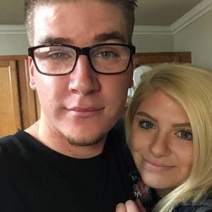 Meet your Posher, Colby